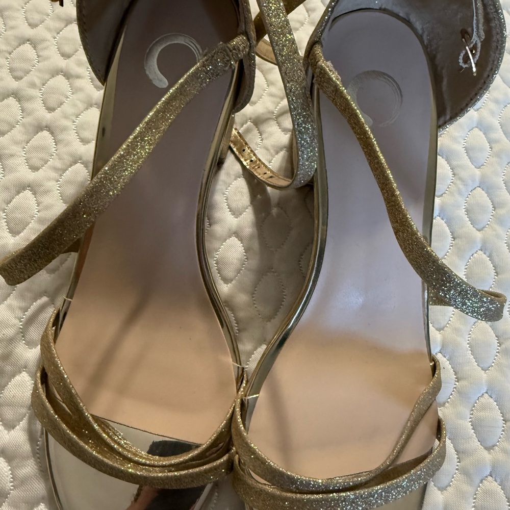 Elegant Gold Strappy Women's Sandals